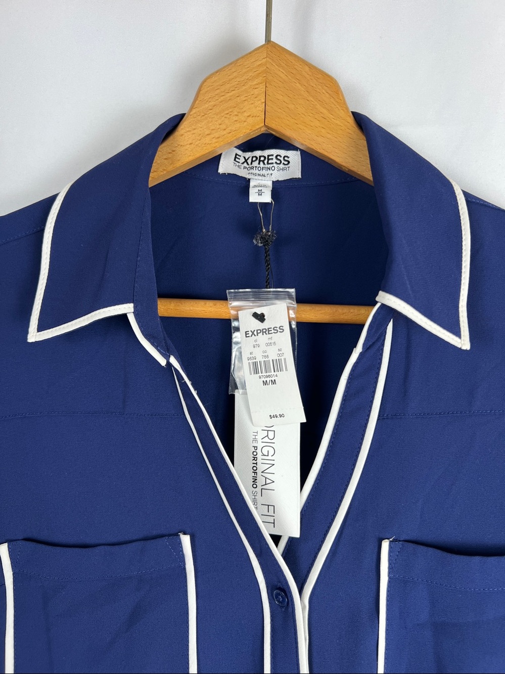 Express - NWT- The Portofino Shirt -  Navy Contrast Trim Blouse - Picture 3 of 12